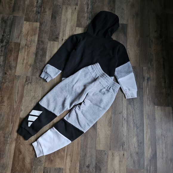 Adidas Black and Grey Hoodie & Jogger Set – Size XS (7 Years) - Picture 5 of 8